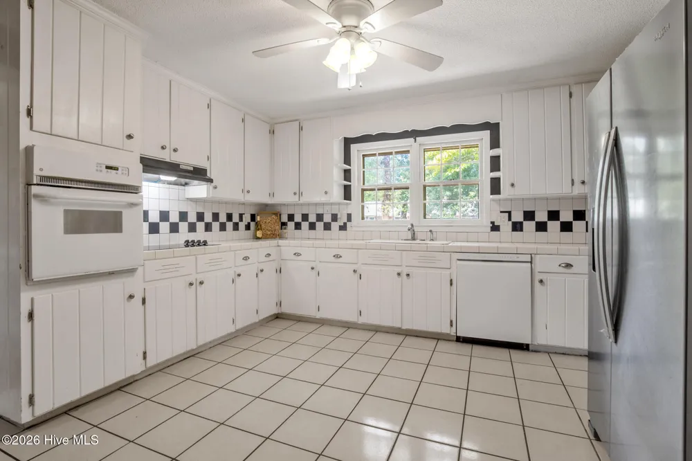 419 Dunmore Road Fayetteville, NC 28303