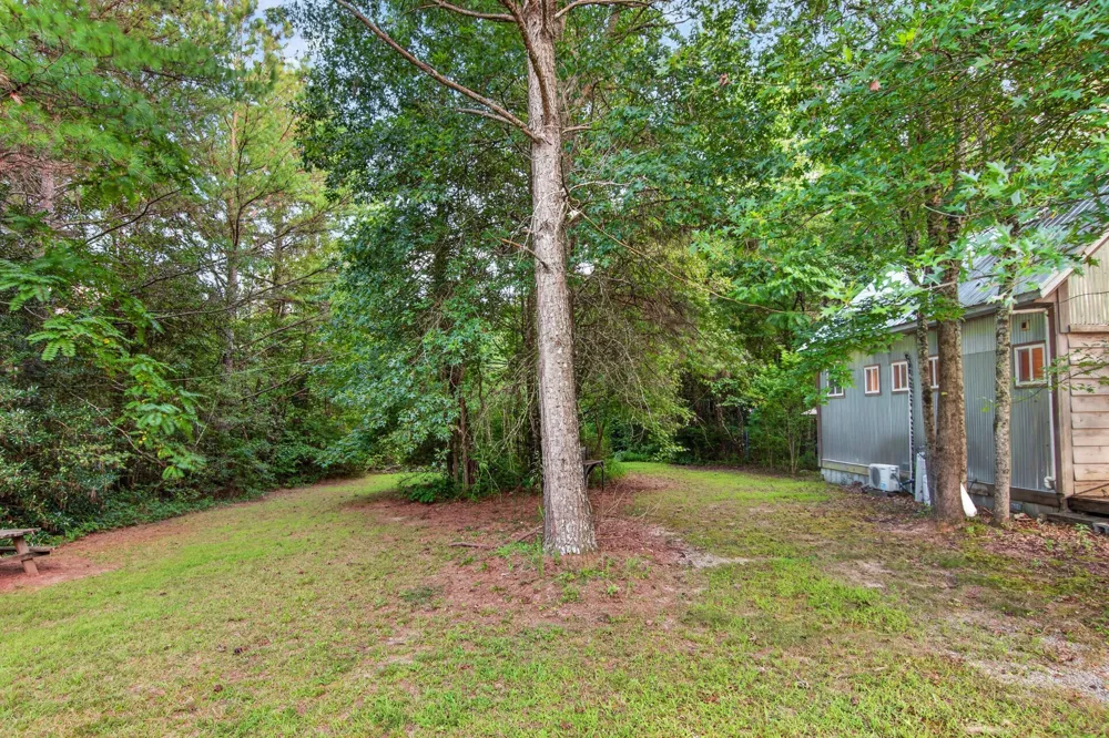 156 Sunshine Mountain Lane Mc Minnville, TN 37110