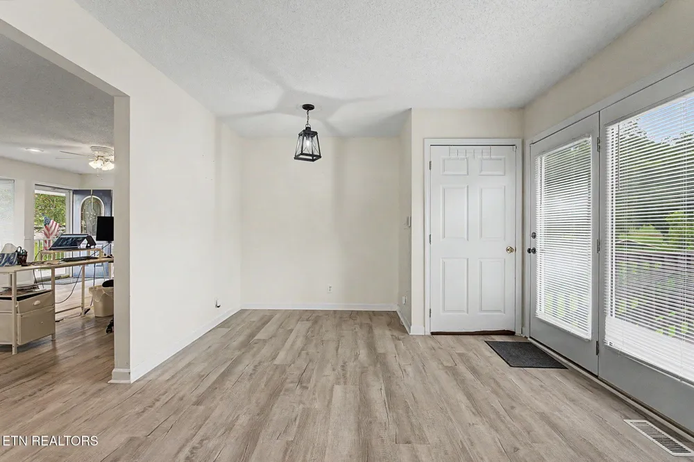 117 Bertha Lane Jacksboro, TN 37757
