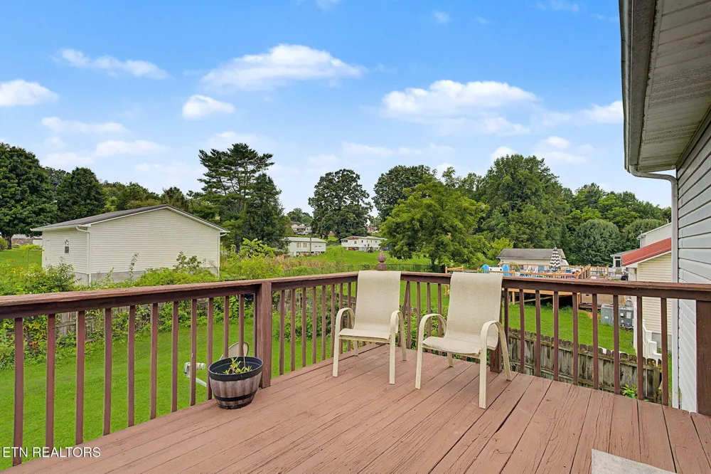 117 Bertha Lane Jacksboro, TN 37757
