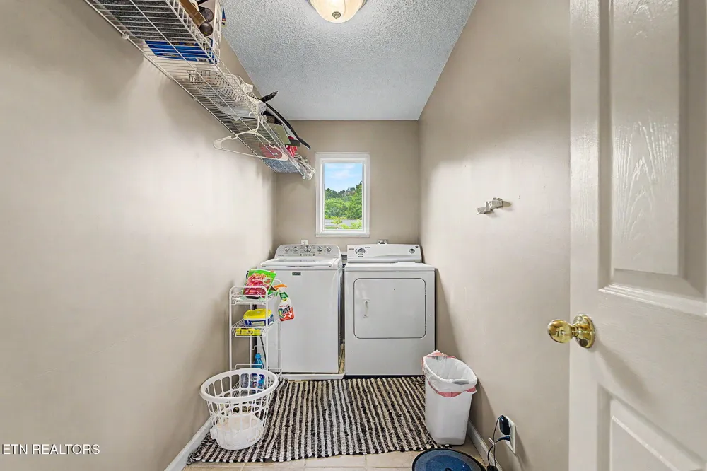 117 Bertha Lane Jacksboro, TN 37757