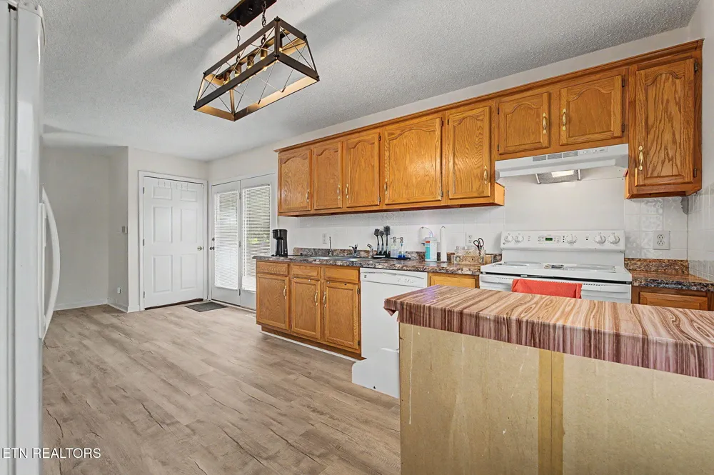 117 Bertha Lane Jacksboro, TN 37757