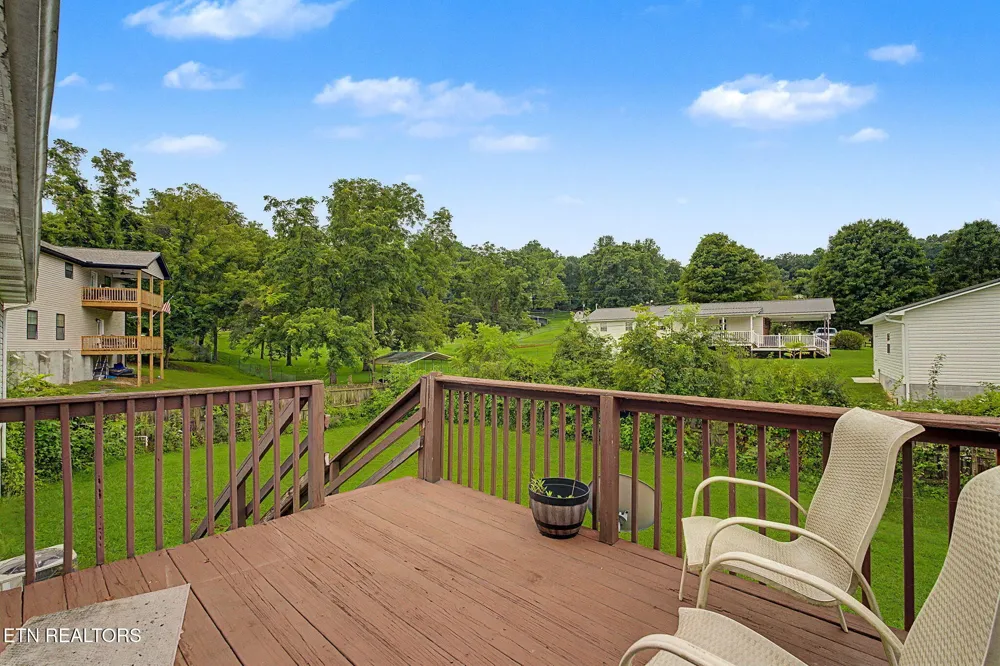117 Bertha Lane Jacksboro, TN 37757
