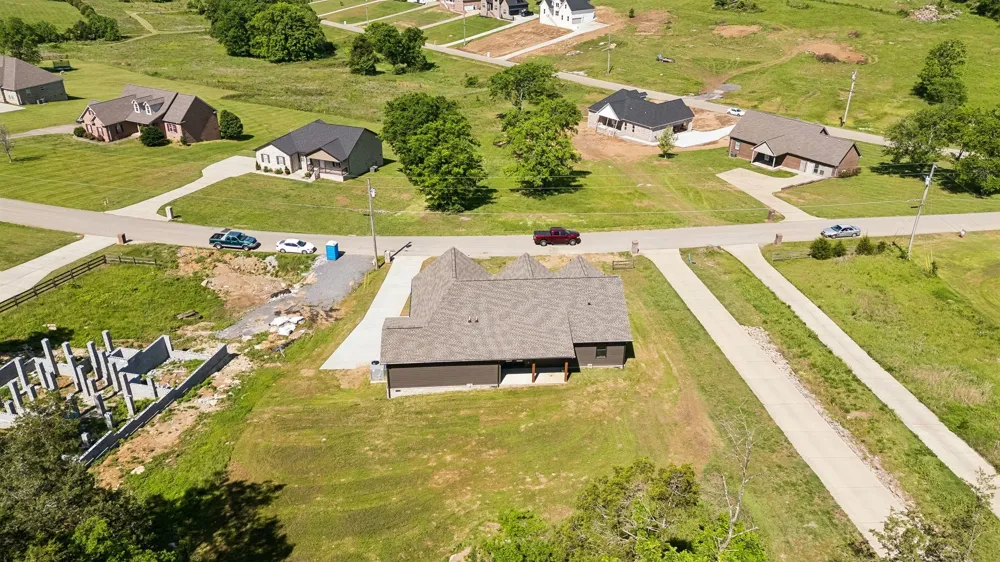 475 Bridle Path Hartsville, TN 37074
