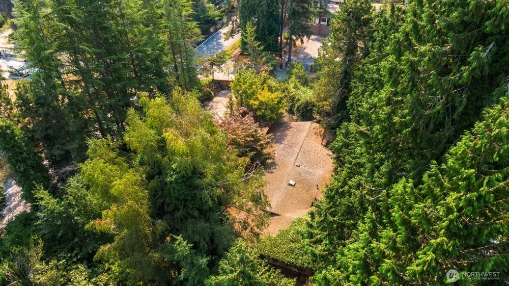 2843 140th Ave NE Bellevue, WA 98005