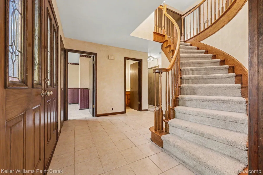 2717 Powderhorn Ridge Road Rochester Hills City, MI 48309