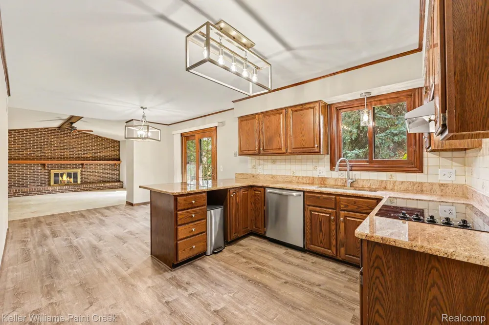 2717 Powderhorn Ridge Road Rochester Hills City, MI 48309