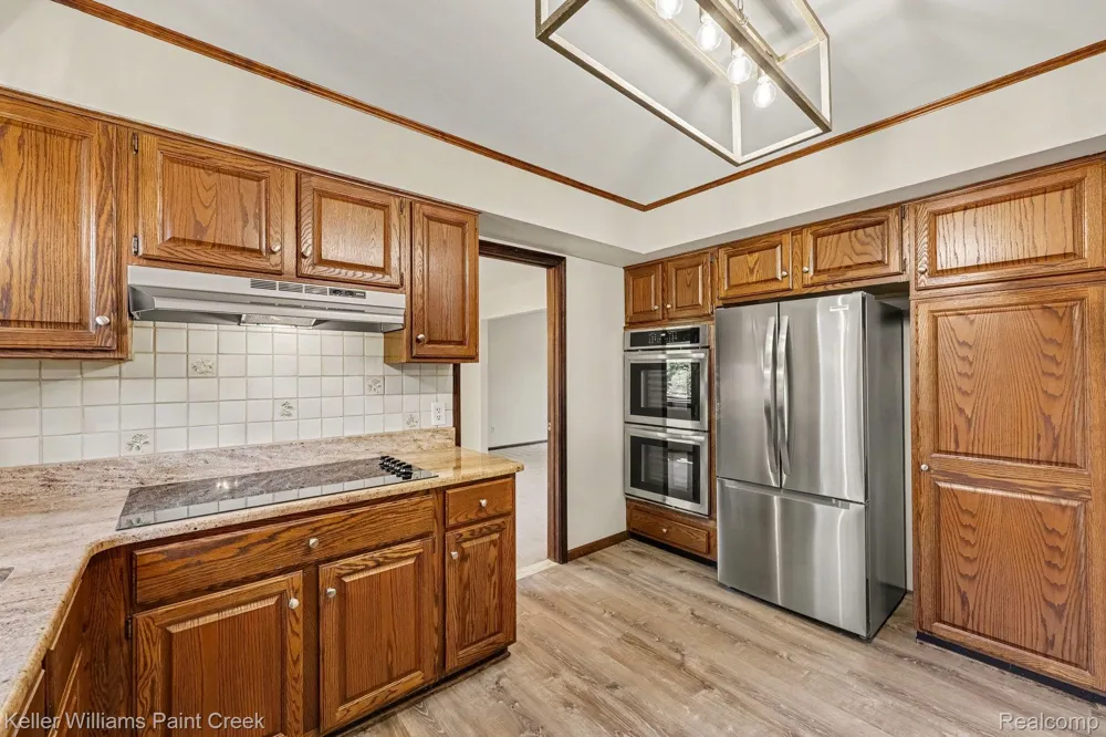 2717 Powderhorn Ridge Road Rochester Hills City, MI 48309