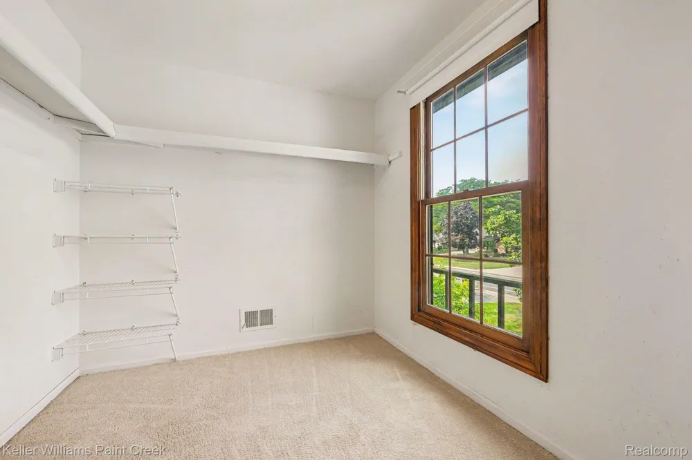 2717 Powderhorn Ridge Road Rochester Hills City, MI 48309