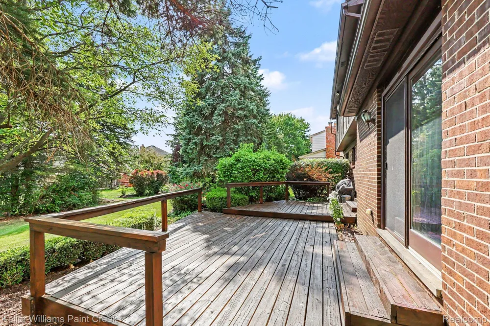 2717 Powderhorn Ridge Road Rochester Hills City, MI 48309