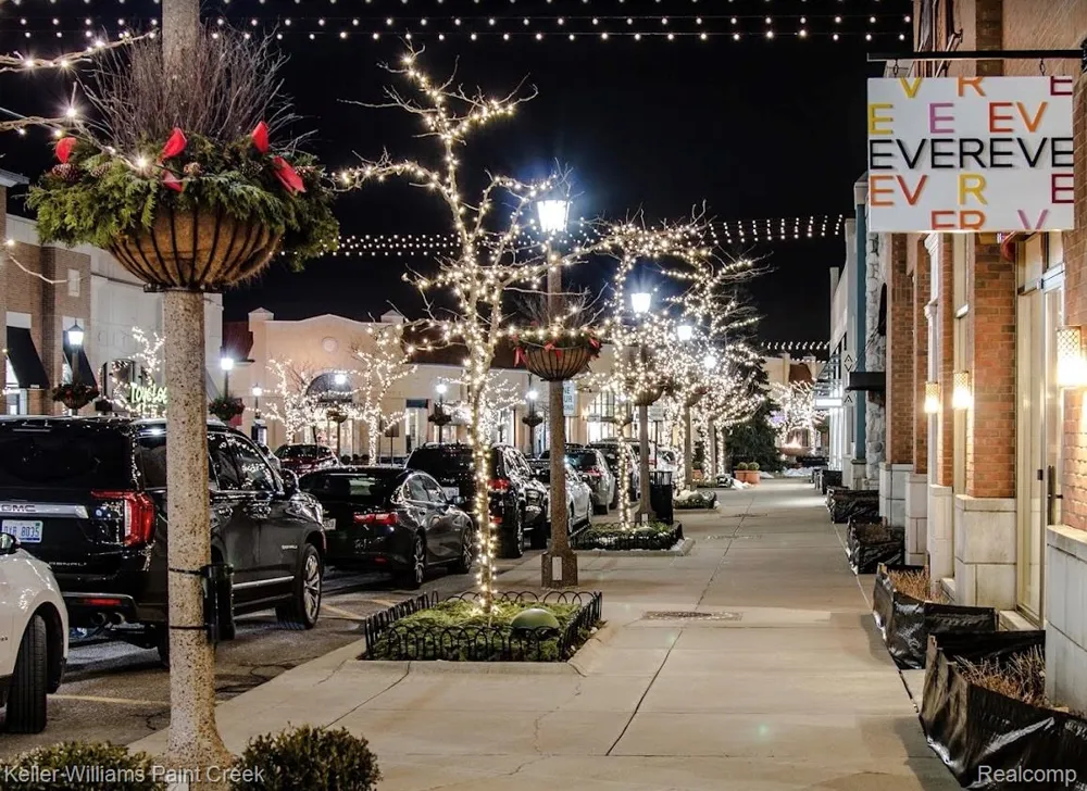 2717 Powderhorn Ridge Road Rochester Hills City, MI 48309