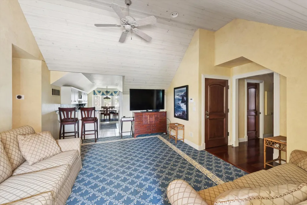 555 Maple Knoll Road Ovid Township, MI 49036