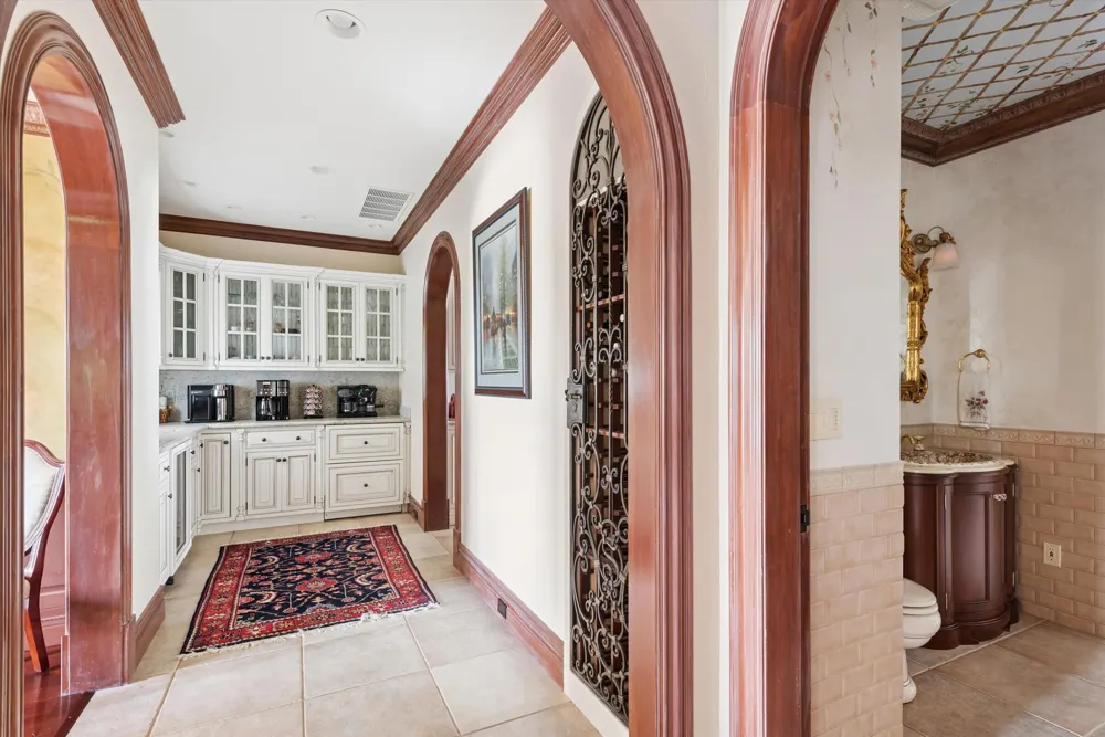 555 Maple Knoll Road Ovid Township, MI 49036
