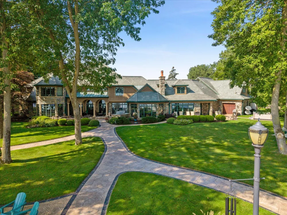 555 Maple Knoll Road Ovid Township, MI 49036