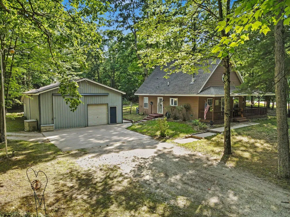 8123 Ferris Avenue Garfield Township, MI 49337