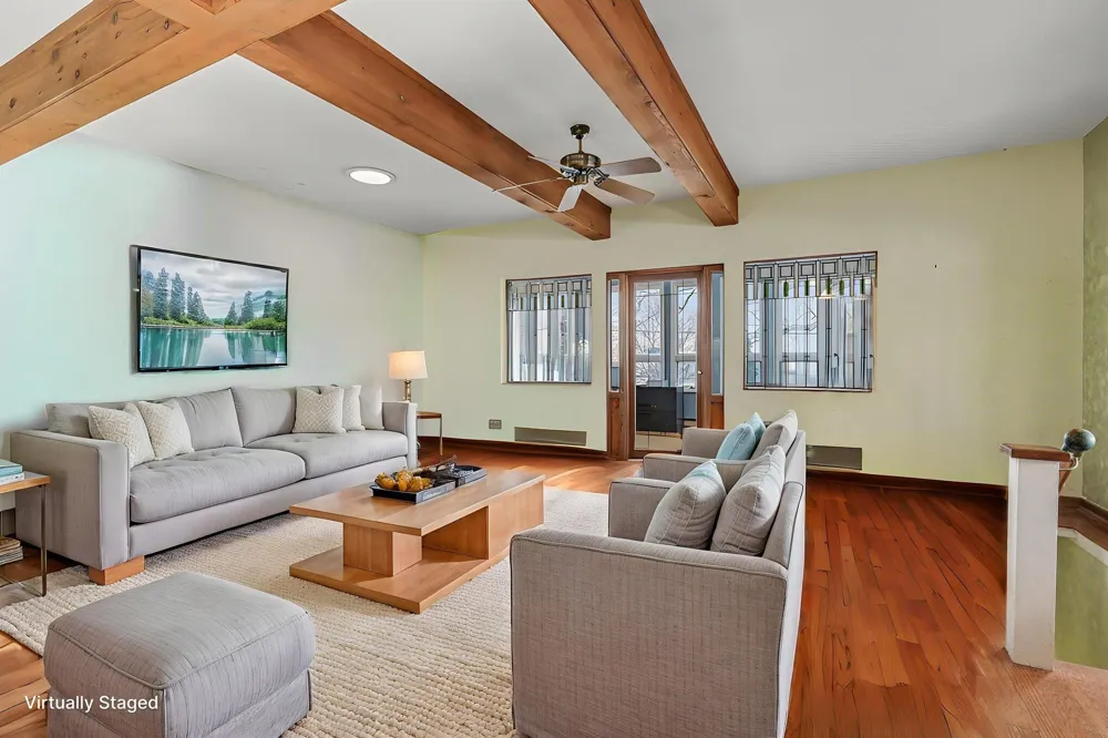 3135 Lakeshore Drive Muskegon City, MI 49441