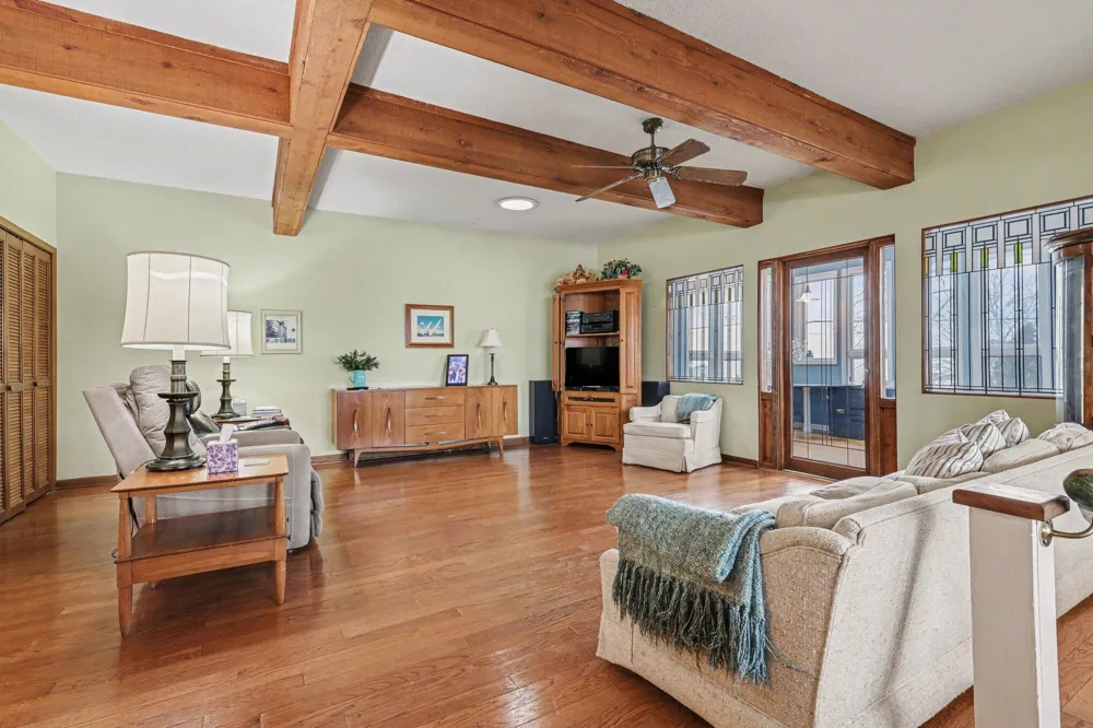 3135 Lakeshore Drive Muskegon City, MI 49441