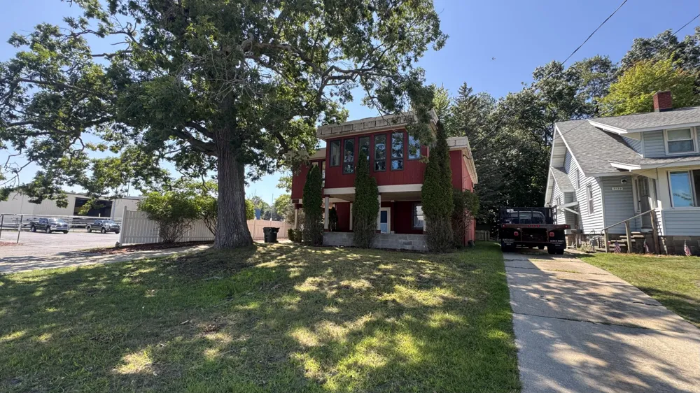 3135 Lakeshore Drive Muskegon City, MI 49441
