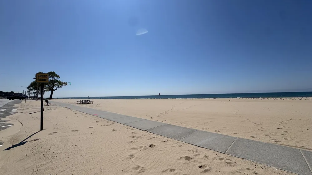3135 Lakeshore Drive Muskegon City, MI 49441