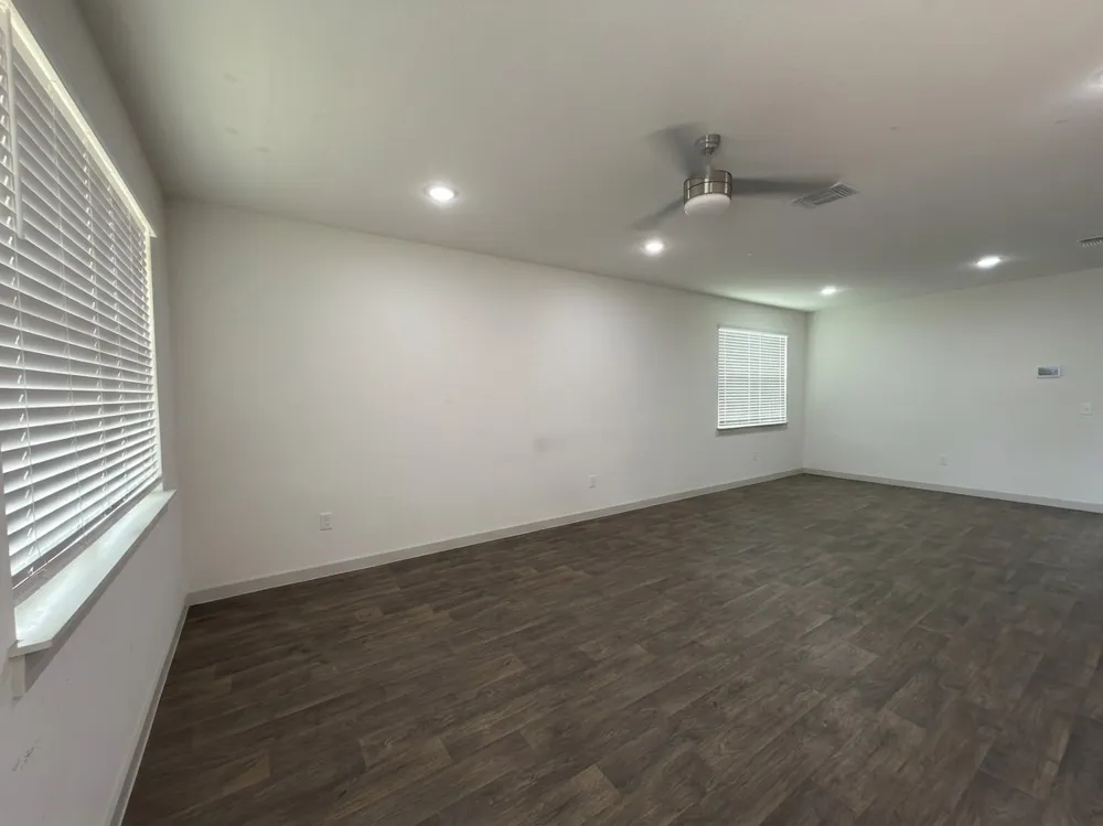 3001 Egan Drive Pflugerville, TX 78660