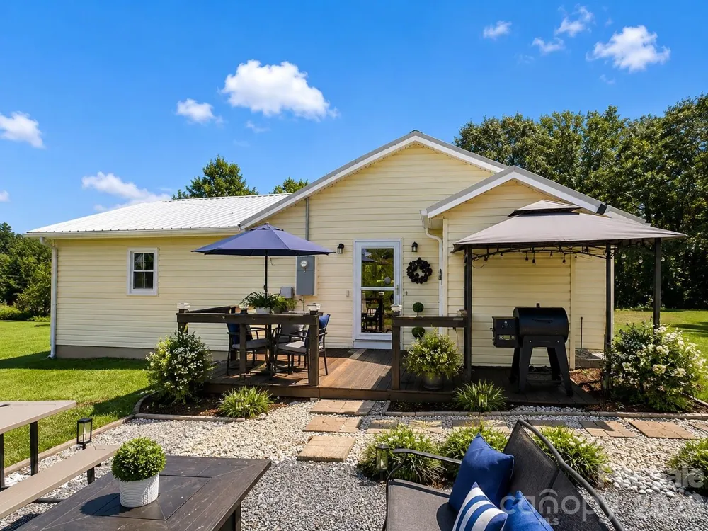 1843 US Highway 70 Highway Connelly Springs, NC 28612