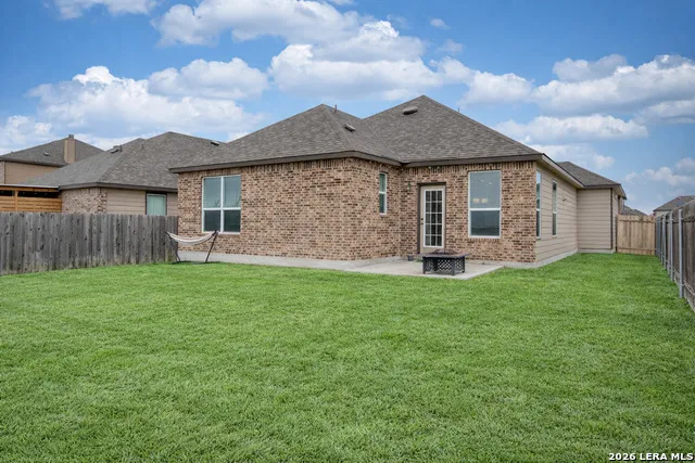 140 MAROON LN Kyle, TX 78640