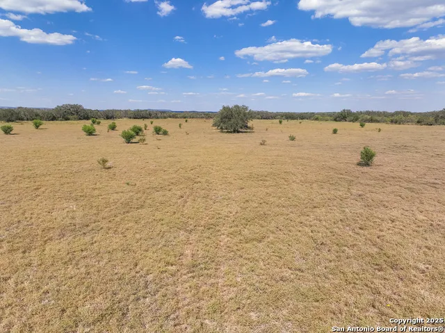TBD LOT 131 Utopia Oaks Dhanis, TX 78850