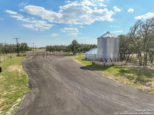 TBD LOT 131 Utopia Oaks Dhanis, TX 78850