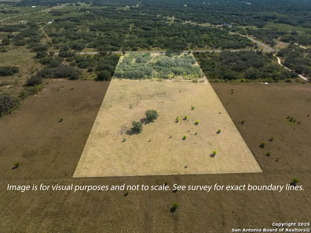 TBD LOT 131 Utopia Oaks Dhanis, TX 78850