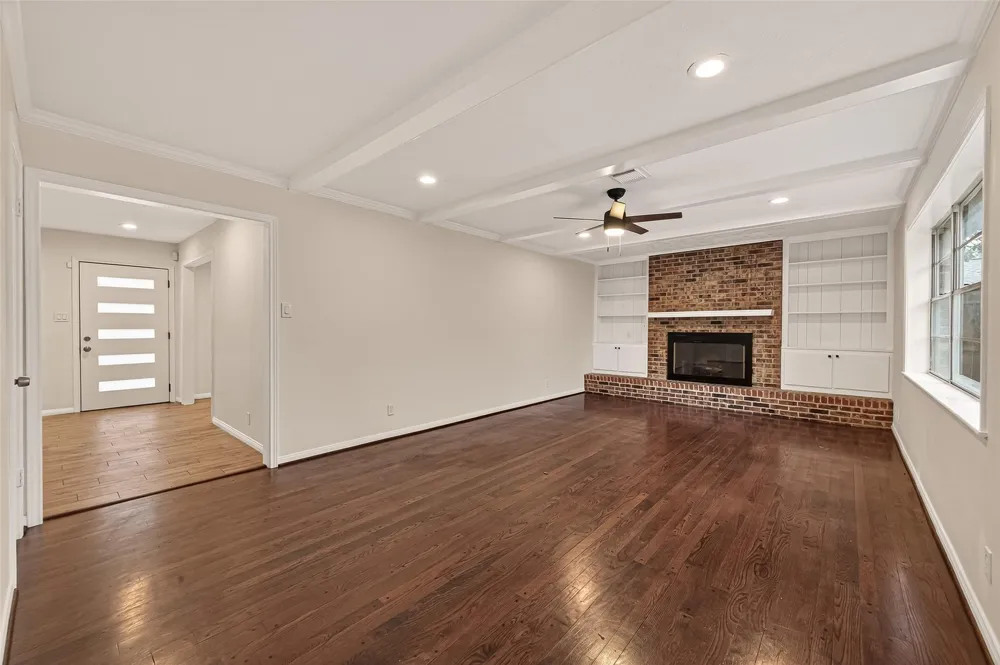 422 Willow Vista Drive El Lago, TX 77586