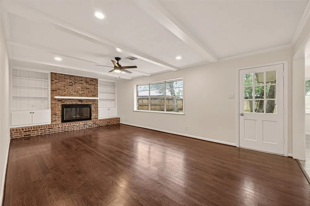 422 Willow Vista Drive El Lago, TX 77586