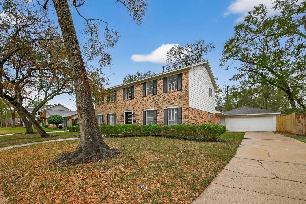 422 Willow Vista Drive El Lago, TX 77586