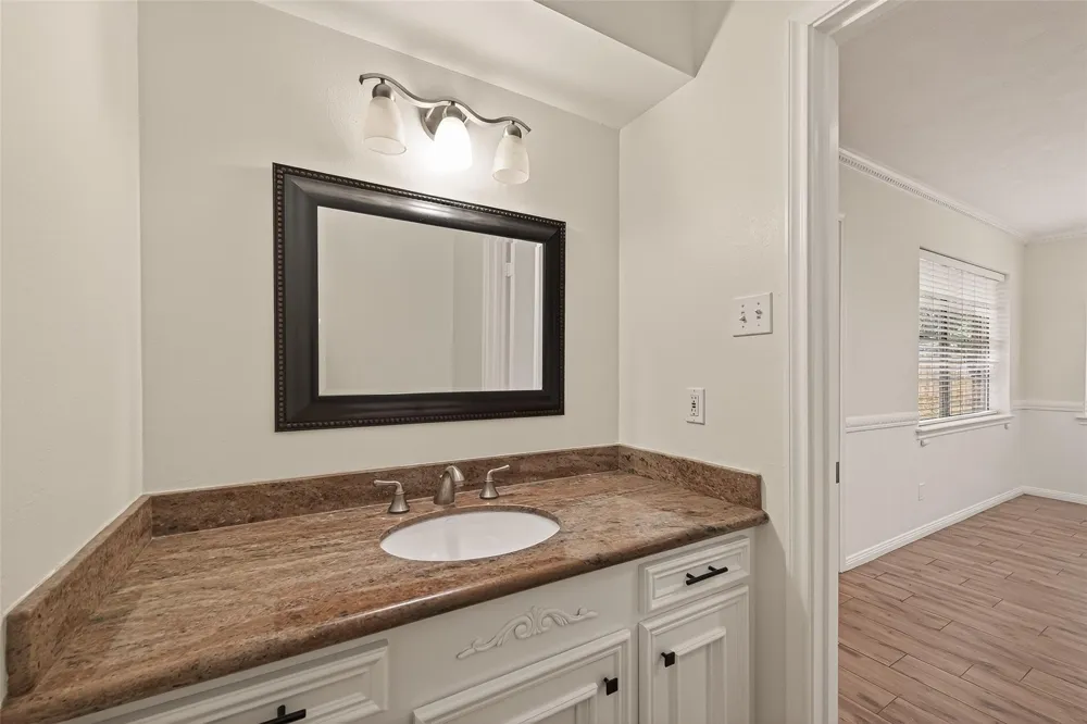 422 Willow Vista Drive El Lago, TX 77586