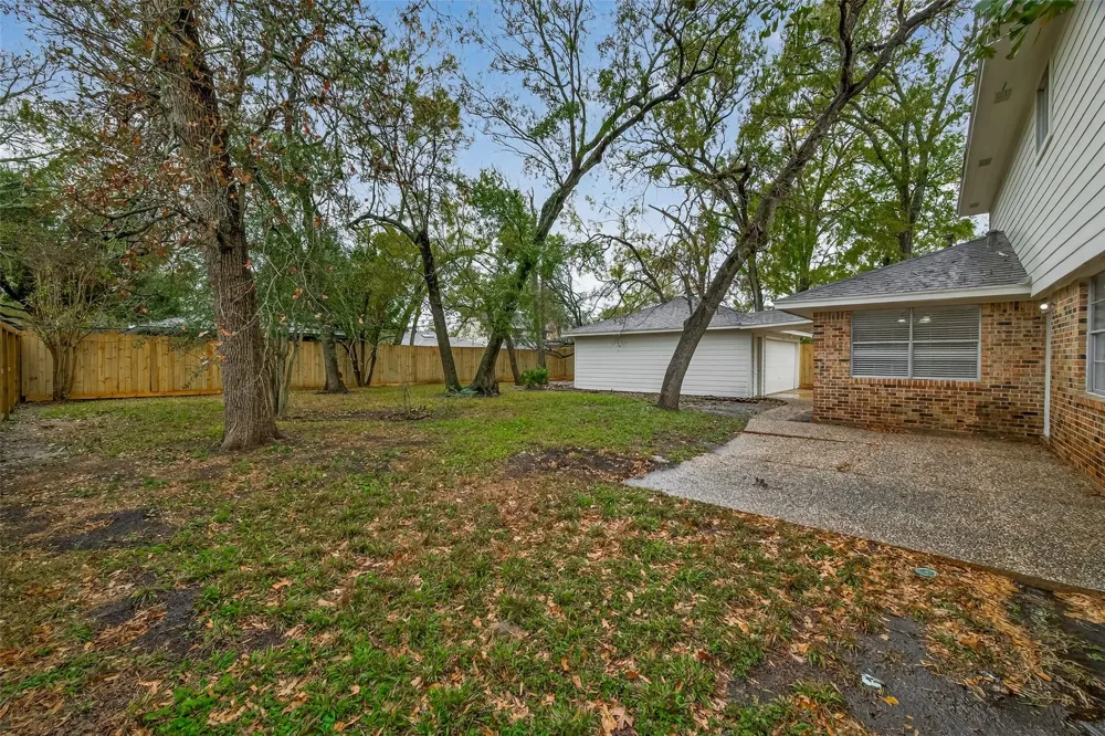 422 Willow Vista Drive El Lago, TX 77586