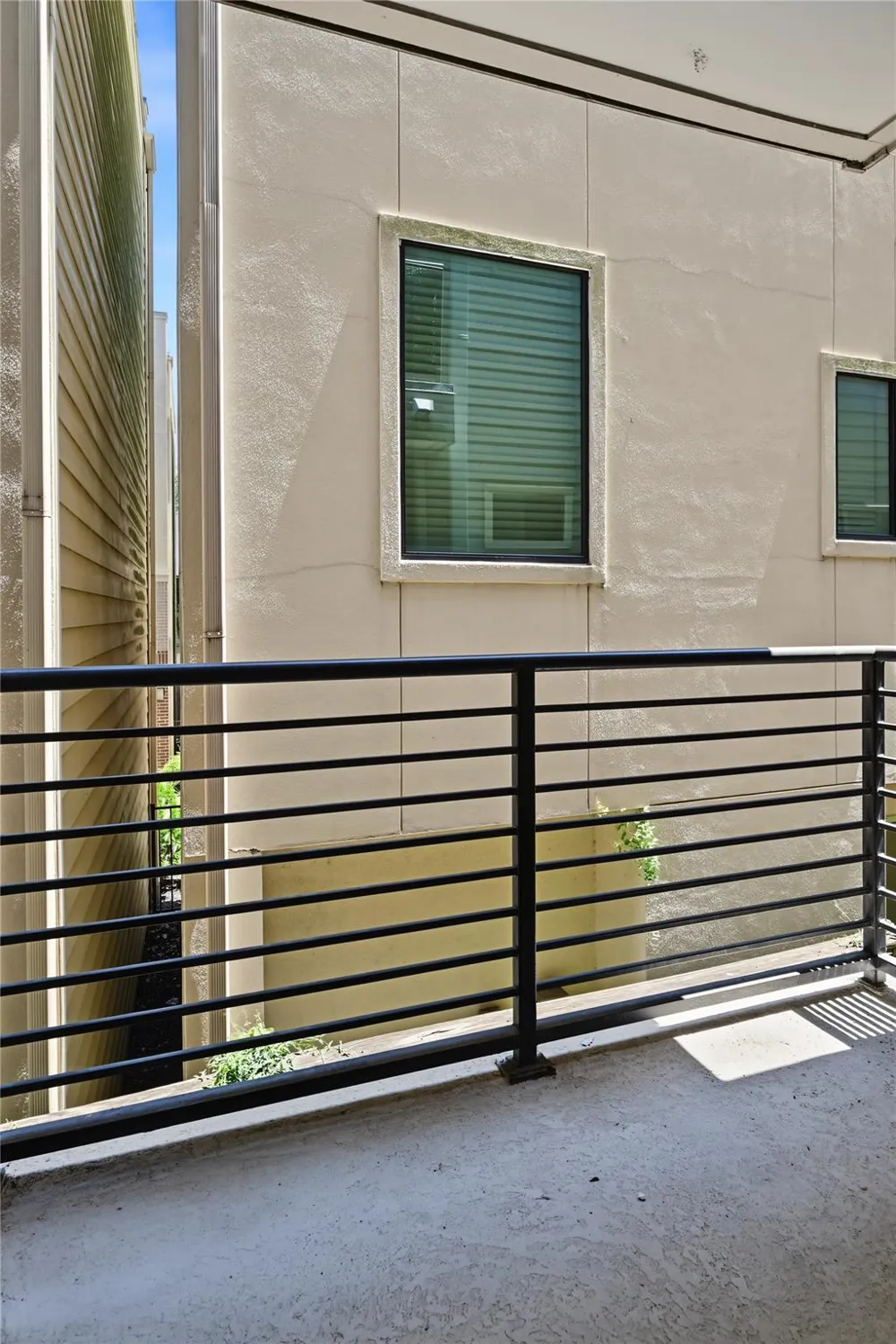 4819 Caroline Street #111 Houston, TX 77004