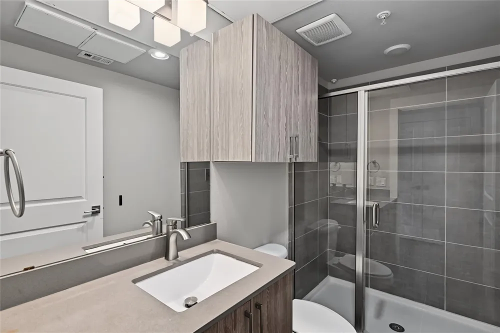 4819 Caroline Street #111 Houston, TX 77004