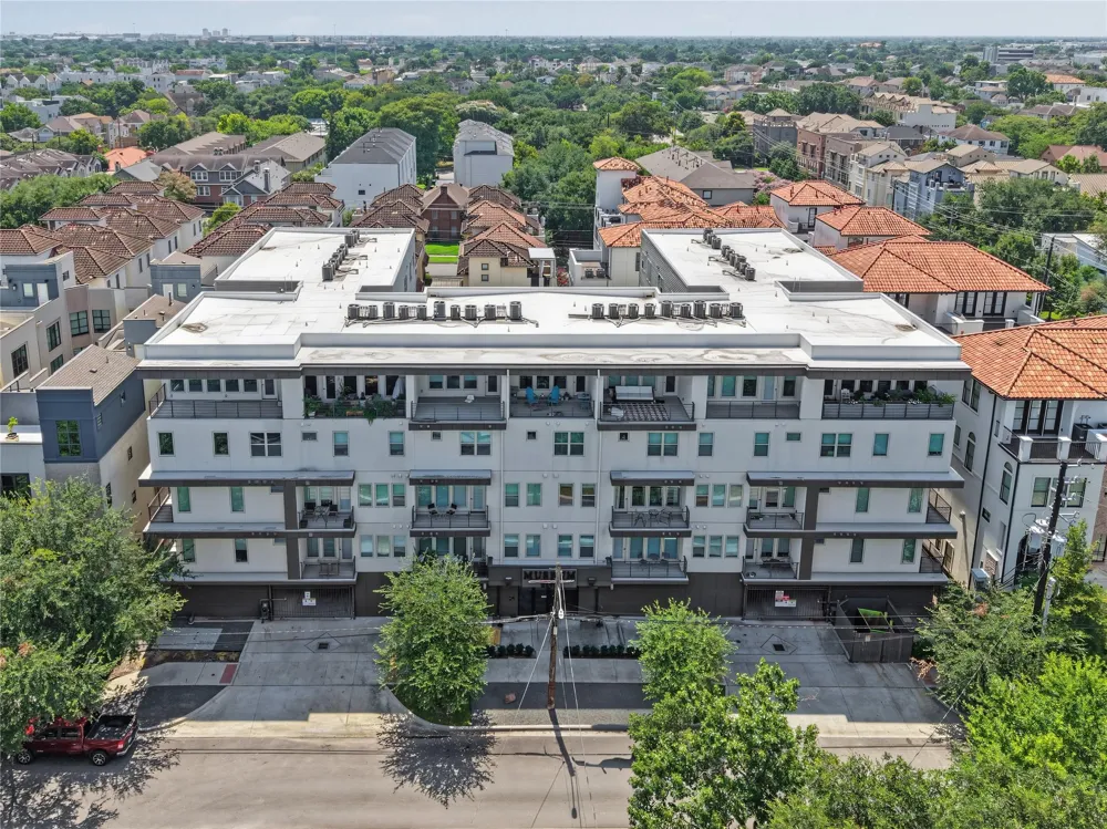 4819 Caroline Street #111 Houston, TX 77004