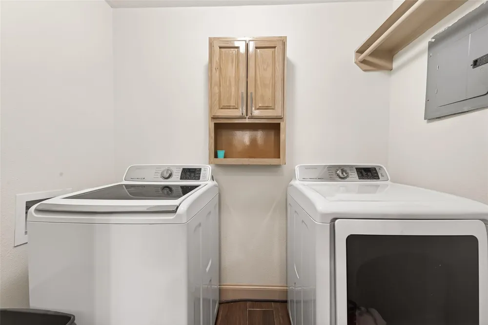 3684 Ocee Street Houston, TX 77063