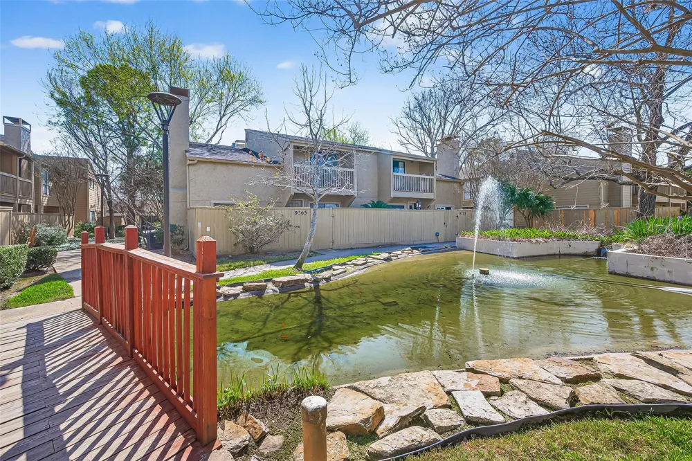 3684 Ocee Street Houston, TX 77063