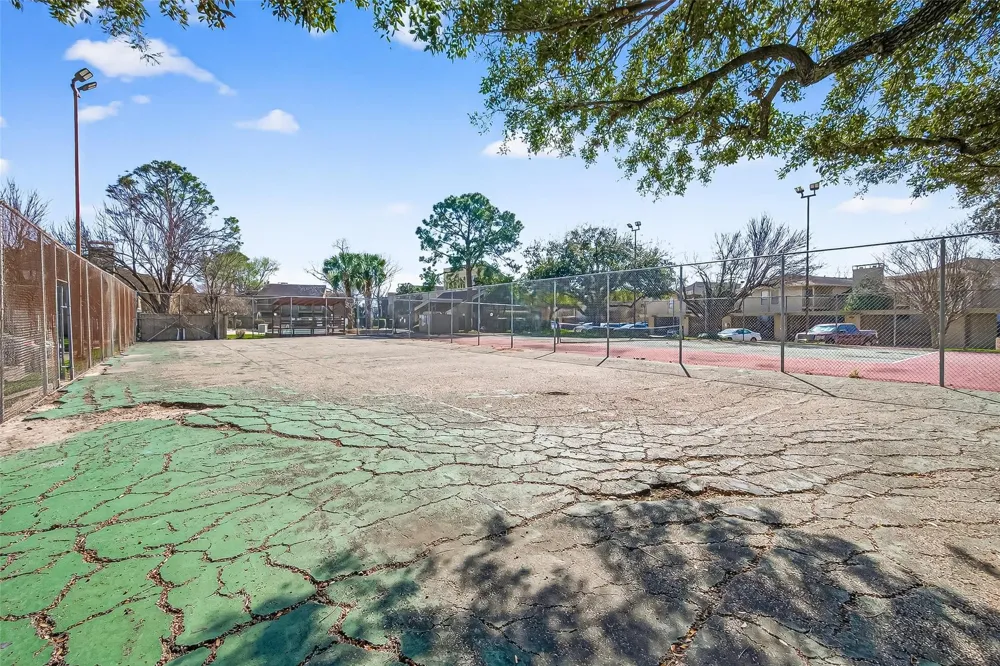 3684 Ocee Street Houston, TX 77063