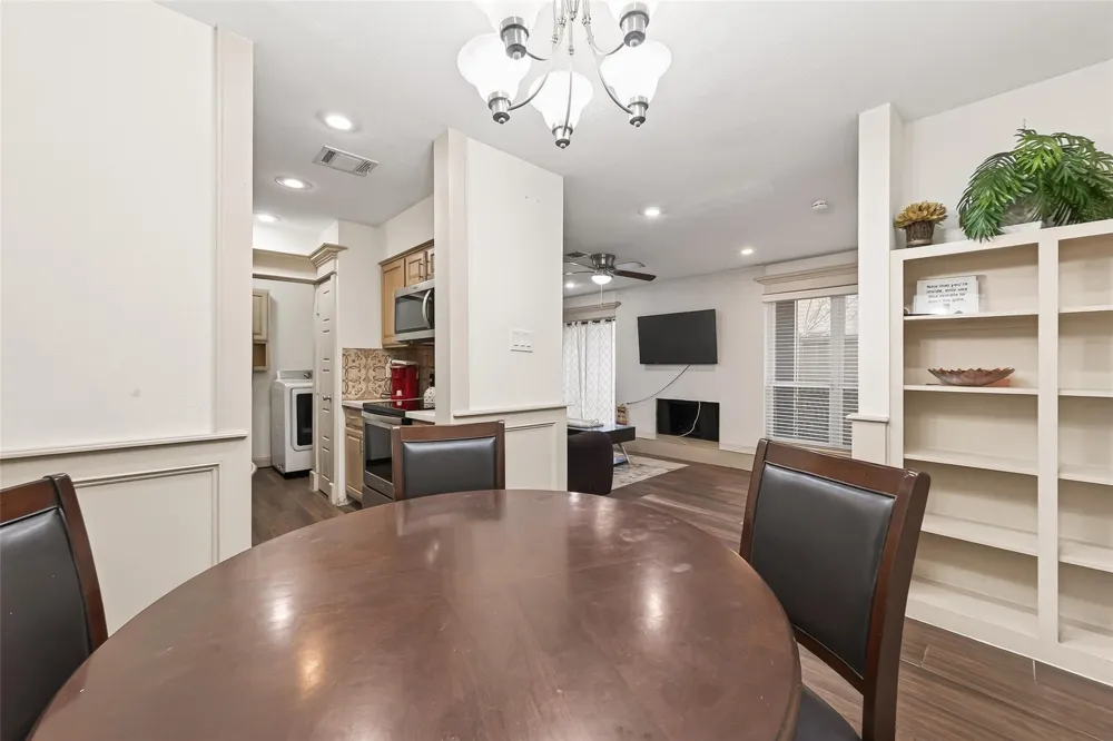 3684 Ocee Street Houston, TX 77063