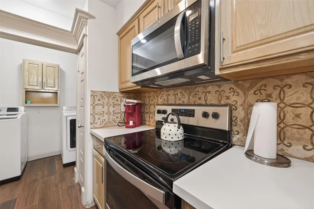 3684 Ocee Street Houston, TX 77063