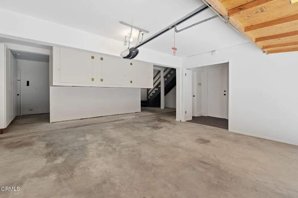 885 S Orange Grove Boulevard #20 Pasadena, CA 91105