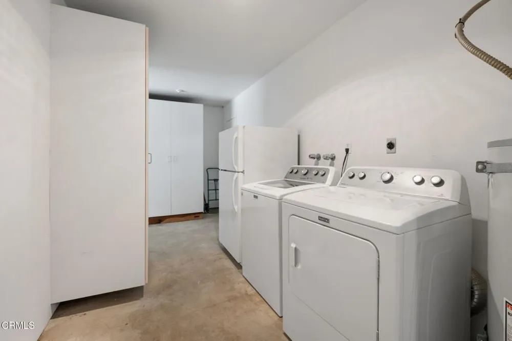 885 S Orange Grove Boulevard #20 Pasadena, CA 91105