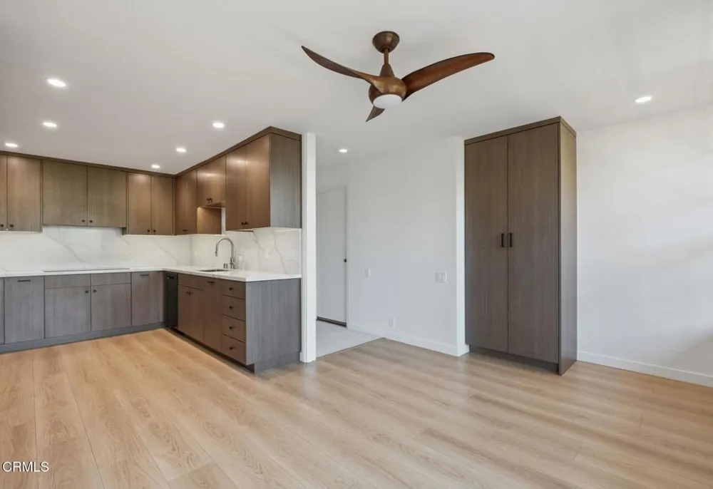 885 S Orange Grove Boulevard #20 Pasadena, CA 91105