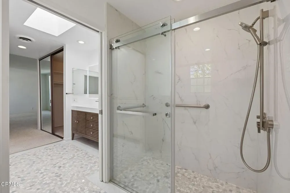 885 S Orange Grove Boulevard #20 Pasadena, CA 91105