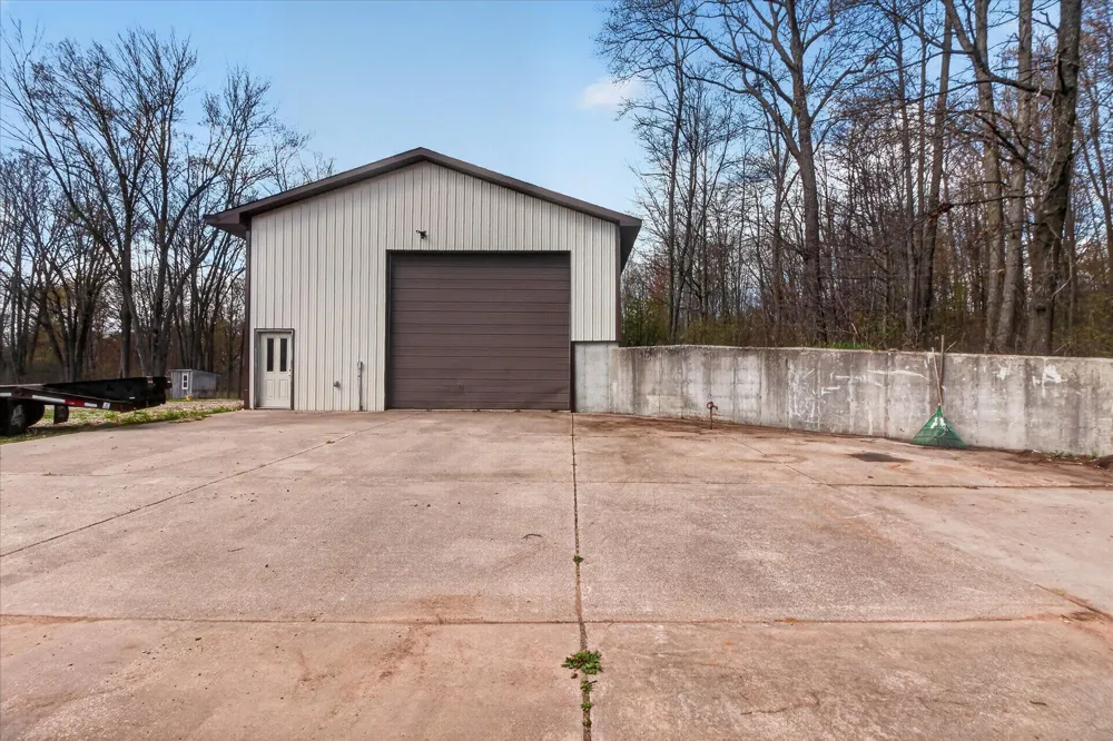 17099 Sierra Drive Big Rapids, MI 49307