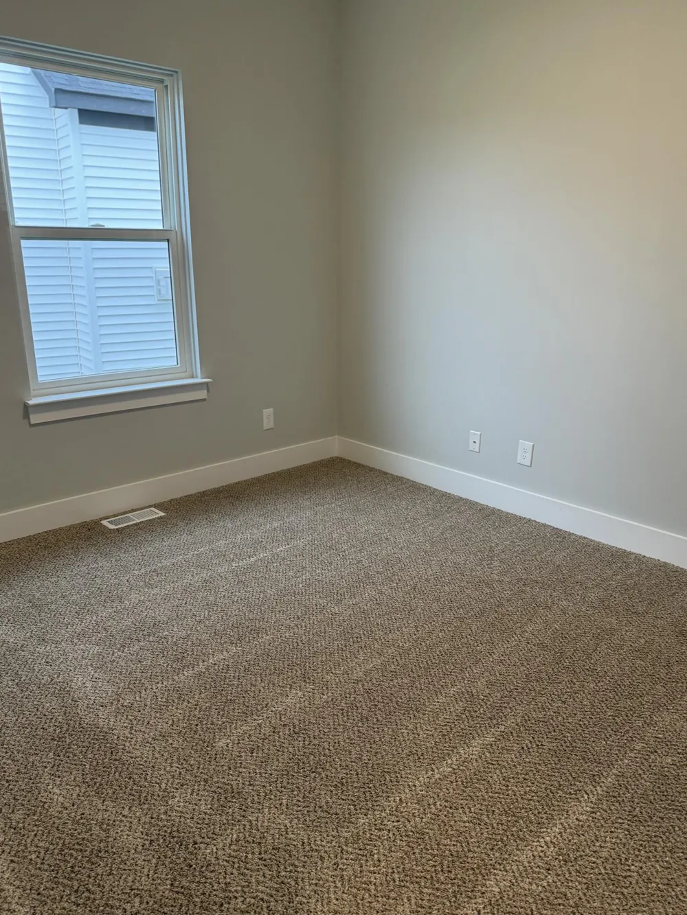 473 Corinth Circle Dundee, MI 48131