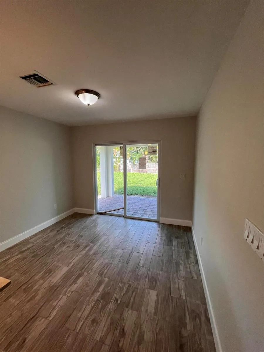 2475 FAITH AVENUE West Palm Beach, FL 33417