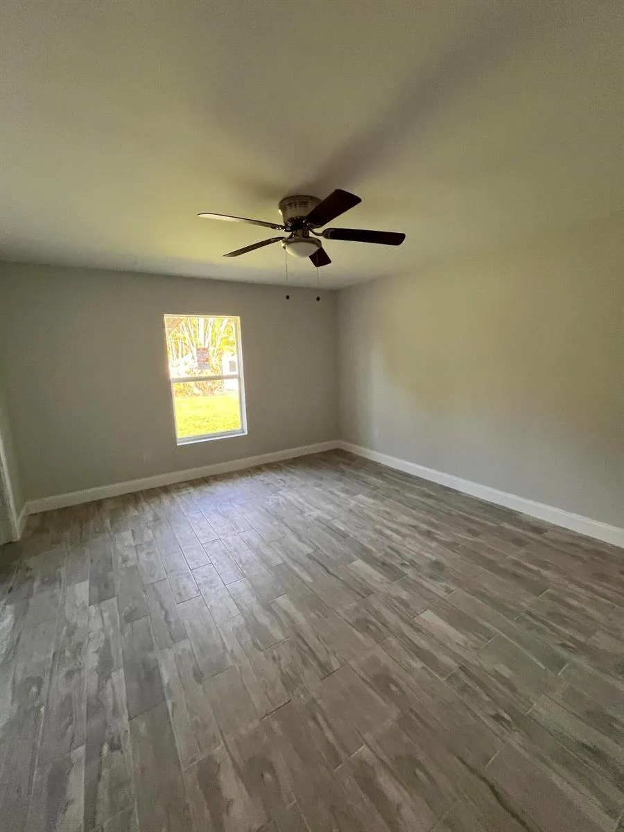 2475 FAITH AVENUE West Palm Beach, FL 33417